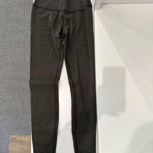 ALO Yoga Black Checkered Leggings